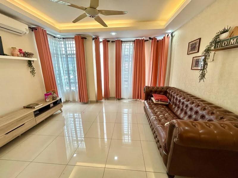 Condominium for Sale at Mutiara Condominium - Azli Ibrahim - Living Room - PropertyGuru.com.my