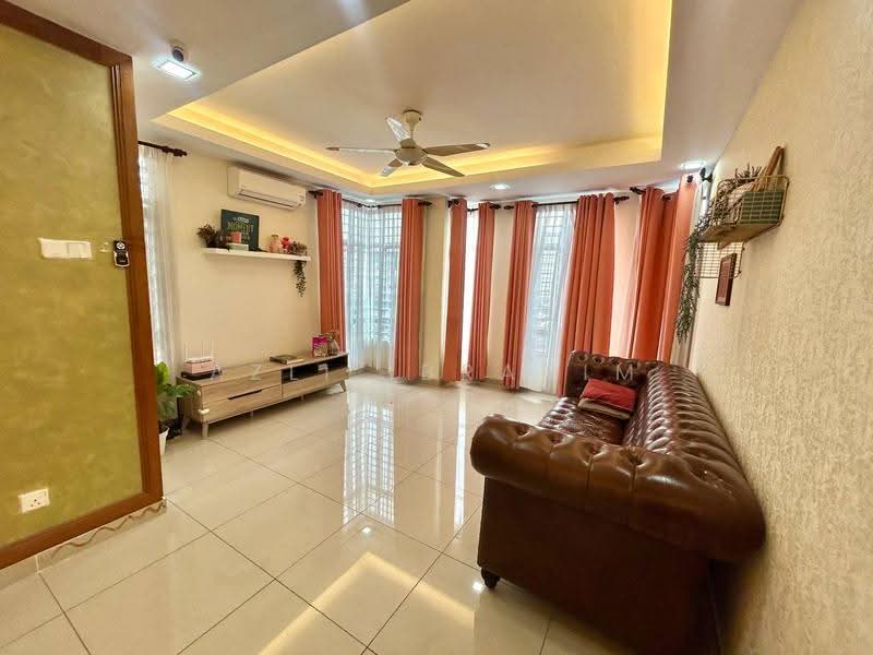 Condominium for Sale at Mutiara Condominium - Azli Ibrahim - Living Room - PropertyGuru.com.my
