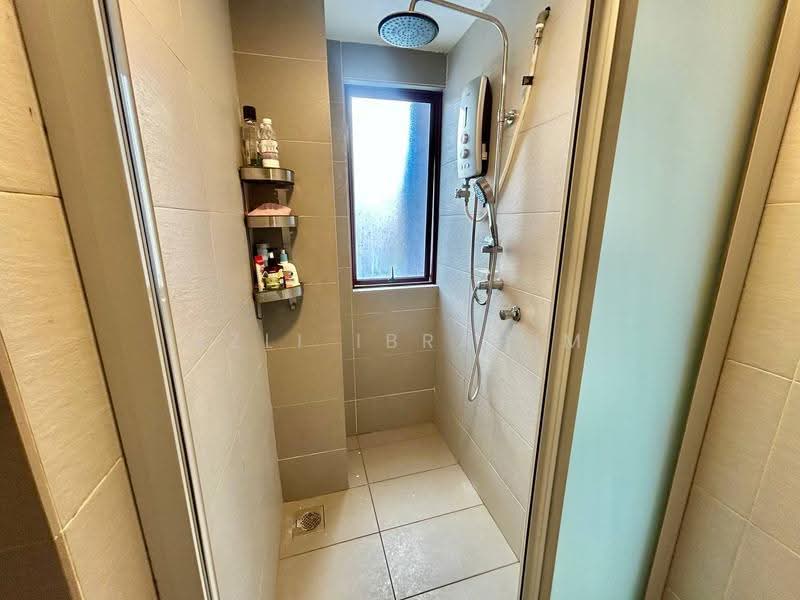 Condominium for Sale at Mutiara Condominium - Azli Ibrahim - Bathroom - PropertyGuru.com.my