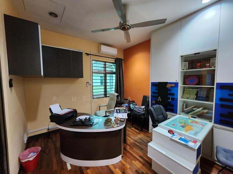 Semi-Detached House for Sale in Kemuning Utama Palma (Shah Alam) - P Utahma Raj - PropertyGuru.com.my