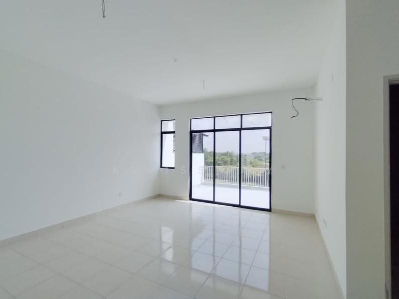 Rumah Teres 2-Tingkat untuk Dijual di Pasir Gudang (Johor) - Alviss Tay - Living Room - PropertyGuru.com.my