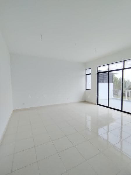 Rumah Teres 2-Tingkat untuk Dijual di Pasir Gudang (Johor) - Alviss Tay - Living Room - PropertyGuru.com.my