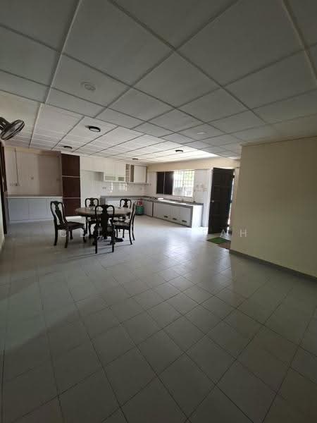 Semi-Detached House for Rent in Kota Kinabalu (Sabah) - Celine Teah - Kitchen - PropertyGuru.com.my