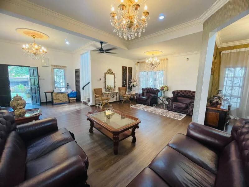 Bungalow House for Sale in Bungalow 2 Storey Taman Permai Jaya (Gombak) - Reena Sarif - Living Room - PropertyGuru.com.my