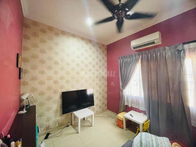 Bungalow House for Sale in Bungalow 2 Storey Taman Permai Jaya (Gombak) - Reena Sarif - Living Room - PropertyGuru.com.my