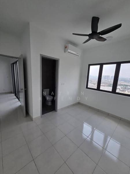 Service Residence for Rent at Residensi Bukit Tiara - Nazrin Affendy - Bathroom - PropertyGuru.com.my