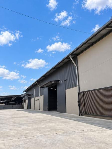 Factory for Rent in Sungai Buloh (Selangor) - William Sim - Exterior - PropertyGuru.com.my