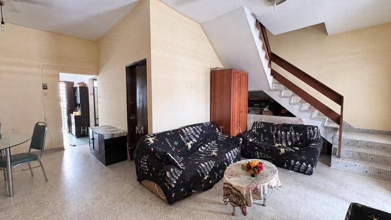 Rumah Teres untuk Dijual di Bangsar (Kuala Lumpur) - Sharmila Taluar - Living Room - PropertyGuru.com.my