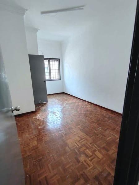 2-storey Terraced House for Sale in Taman Mount Austin (Tebrau) - Karl Lim - Interior - PropertyGuru.com.my