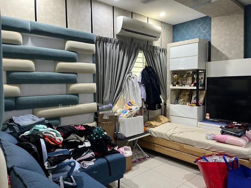 3-storey Terraced House for Sale in Kampung Sungai Nibong (Bayan Lepas) - Png Lee Peng - PropertyGuru.com.my