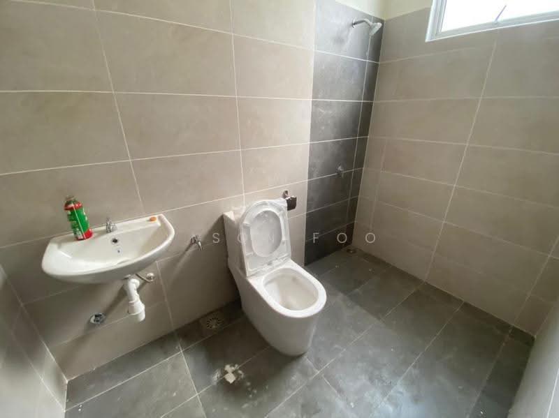 2-storey Terraced House for Rent in Tebrau (Johor) - Vison Foo - Bathroom - PropertyGuru.com.my