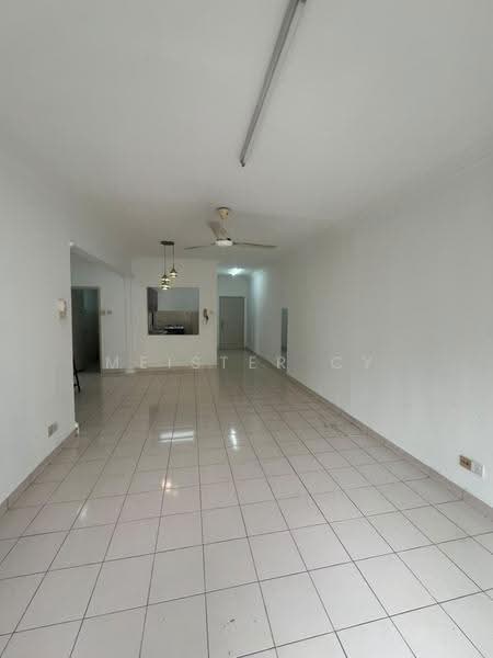 Kondominium untuk Disewa di Sri Putramas - Meister CY - Living Room - PropertyGuru.com.my