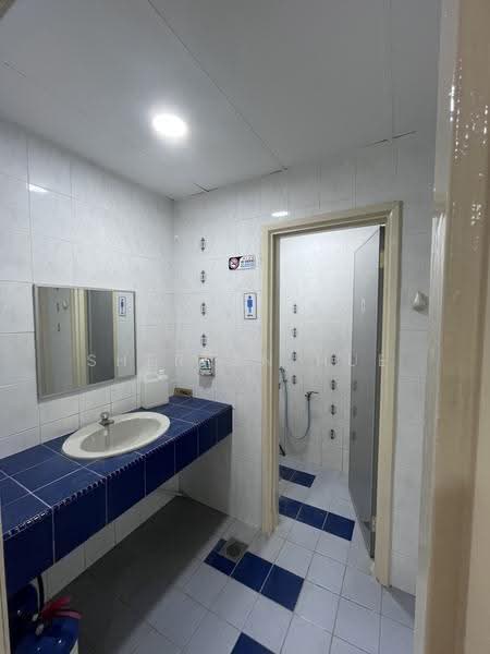 Office for Rent in Damansara Intan (Petaling Jaya) - Sherren Hue - Bathroom - PropertyGuru.com.my