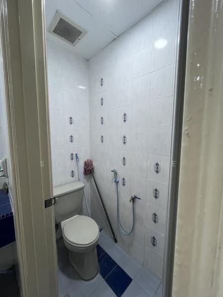 Office for Rent in Damansara Intan (Petaling Jaya) - Sherren Hue - Bathroom - PropertyGuru.com.my