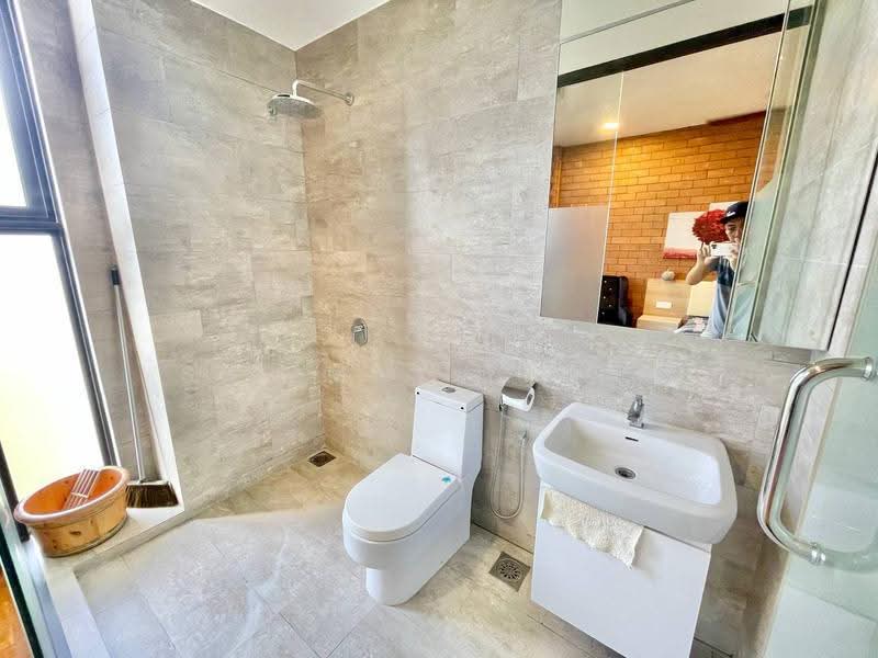 Semi-Detached House for Sale in Johor Bahru (Johor) - Shi May Yeong - Bathroom - PropertyGuru.com.my