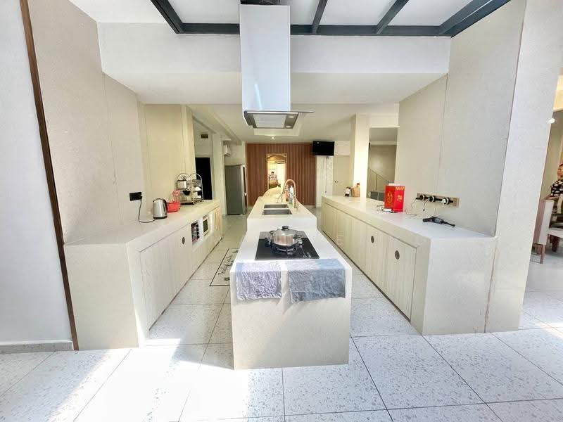 Semi-Detached House for Sale in Johor Bahru (Johor) - Shi May Yeong - Kitchen - PropertyGuru.com.my