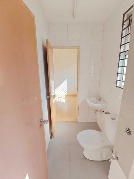 2-storey Terraced House for Sale in Taman Mutiara Indah (Puchong) - Evan Goh - Bathroom - PropertyGuru.com.my