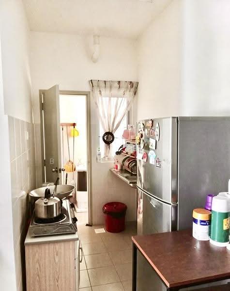 Pangsapuri untuk Dijual di Sutera Bayu Apartment - Baxter Lim - Kitchen - PropertyGuru.com.my