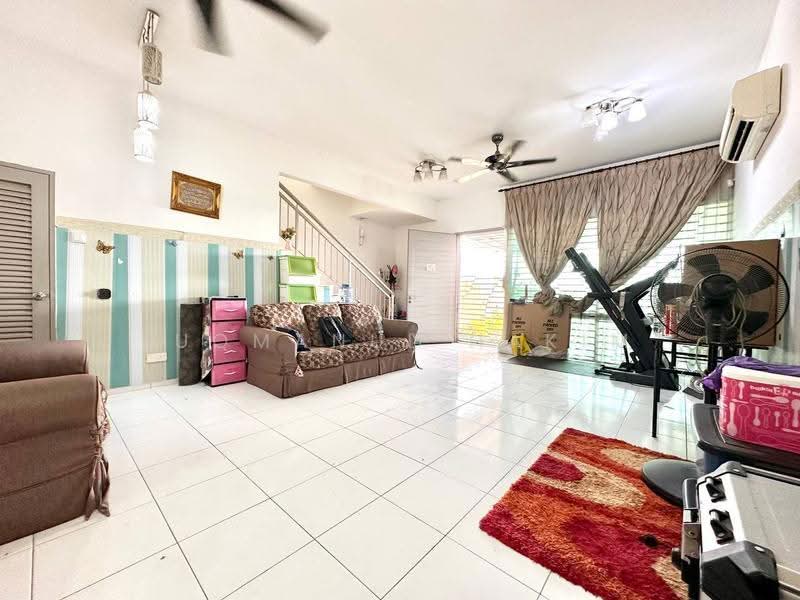 2-storey Terraced House for Sale in Bandar Bukit Raja (Klang) - Luqmanul Hakim - Living Room - PropertyGuru.com.my