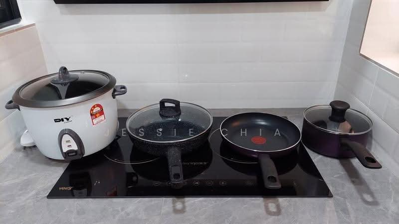 Service Residence for Rent at B11 Parkland Residence - Jessie Chia - Kitchen - PropertyGuru.com.my