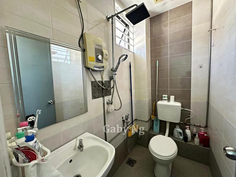 Semi-Detached House for Sale in Bandar Mahkota Cheras (Cheras) - Gaby Ng - Bathroom - PropertyGuru.com.my