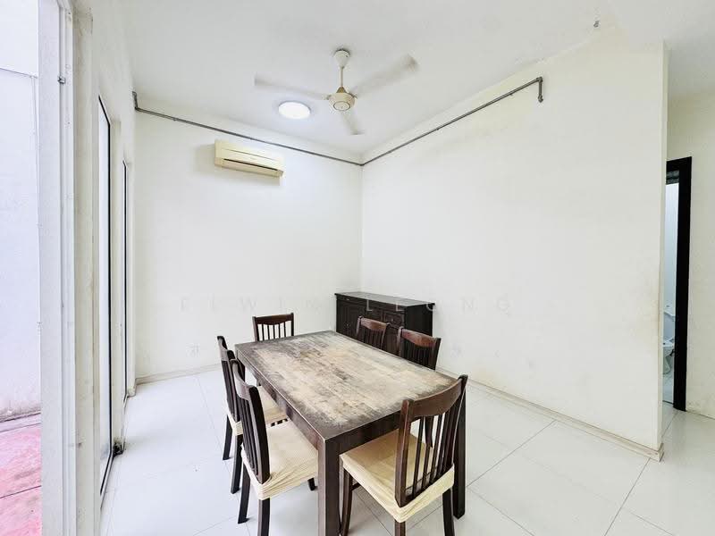 Terraced House for Rent in Tanjung Tokong (Penang) - Elwin Leong - Dining Room - PropertyGuru.com.my