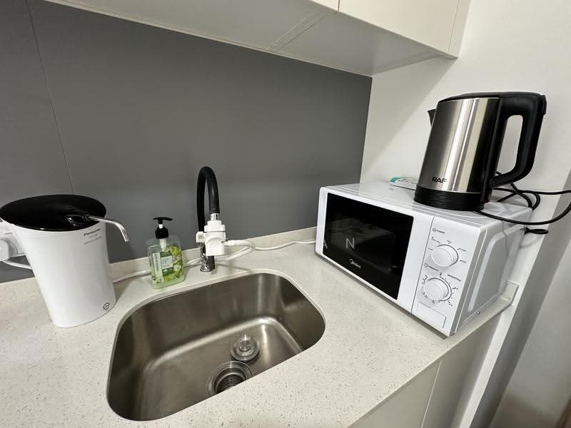 Service Residence for Rent at Cubic Botanical - Jet Tan - Kitchen - PropertyGuru.com.my