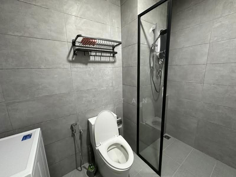 Service Residence for Rent at Cubic Botanical - Jet Tan - Bathroom - PropertyGuru.com.my