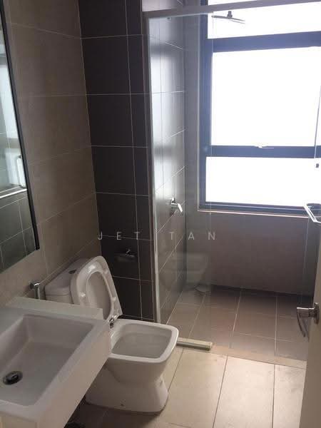Condominium for Rent at Lakeville Residence - Jet Tan - Bathroom - PropertyGuru.com.my