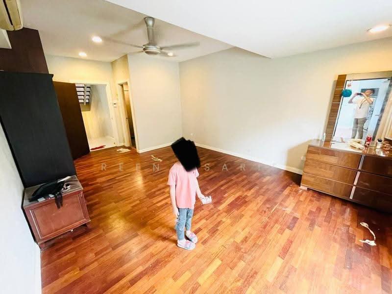 Rumah Bandar untuk Dijual di Bukit Bandaraya (Bangsar) - Reena Sarif - Living Room - PropertyGuru.com.my