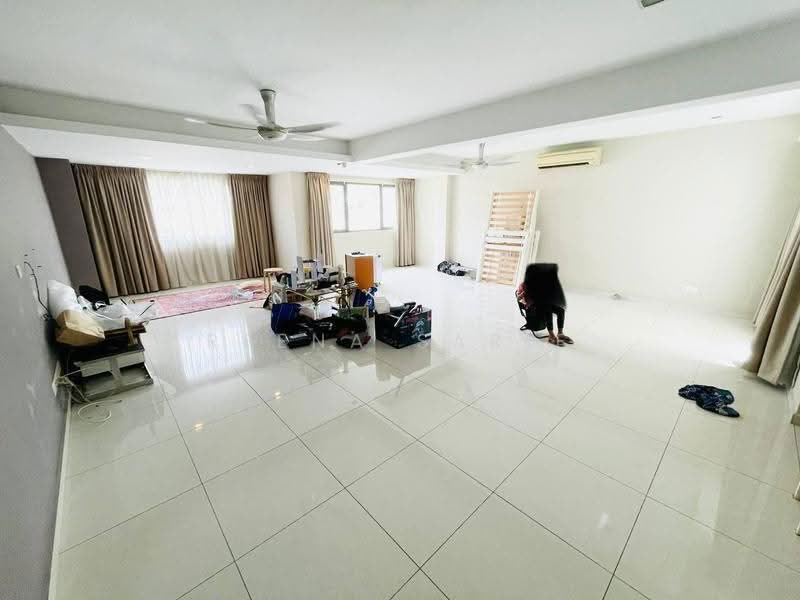 Rumah Bandar untuk Dijual di Bukit Bandaraya (Bangsar) - Reena Sarif - Living Room - PropertyGuru.com.my