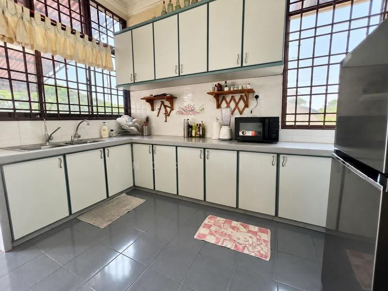 Semi-Detached House for Sale in Minden Heights (Gelugor) - Enoch Tiu - Kitchen - PropertyGuru.com.my