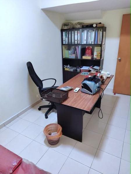 Rumah Teres 2-Tingkat untuk Dijual di Taman Desa Tebrau (Tebrau) - Karl Lim - Study - PropertyGuru.com.my