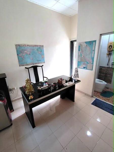 Rumah Teres 2-Tingkat untuk Dijual di Taman Desa Tebrau (Tebrau) - Karl Lim - Study - PropertyGuru.com.my