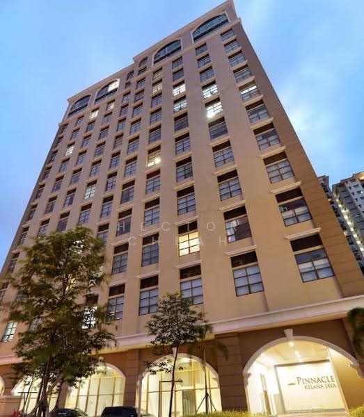 Kediaman Servis untuk Dijual di Pinnacle Kelana Jaya - Hector Cheah - Exterior - PropertyGuru.com.my