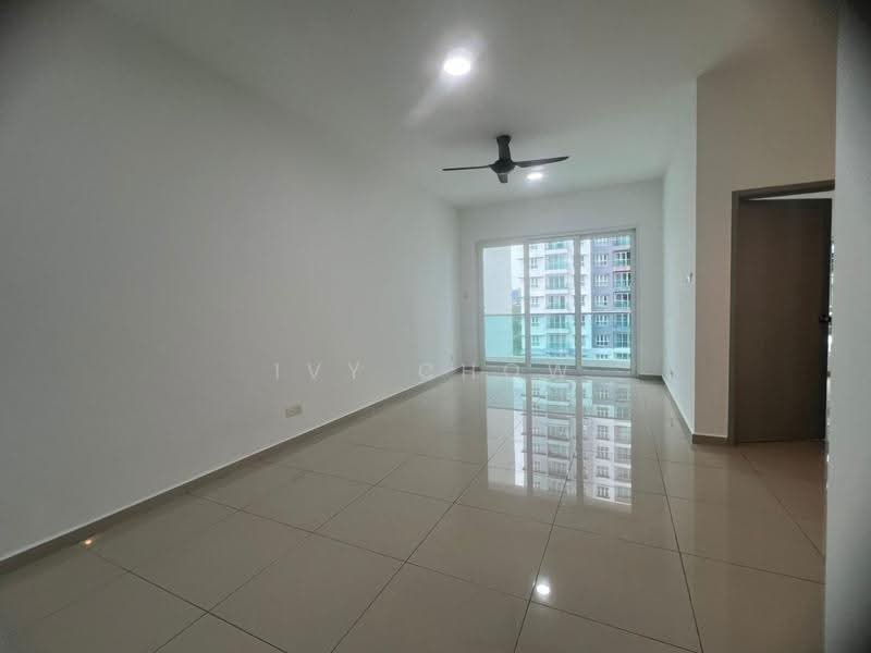 Kediaman Servis untuk Dijual di Seasons Amara Larkin - Ivy Chow - Living Room - PropertyGuru.com.my