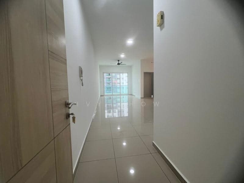 Kediaman Servis untuk Dijual di Seasons Amara Larkin - Ivy Chow - Entrance - PropertyGuru.com.my