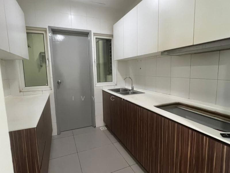 Kediaman Servis untuk Dijual di Seasons Amara Larkin - Ivy Chow - Kitchen - PropertyGuru.com.my