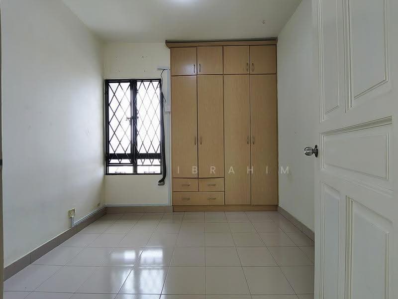 Condominium for Sale at Le Jardin Deluxe - Azli Ibrahim - Bedroom - PropertyGuru.com.my