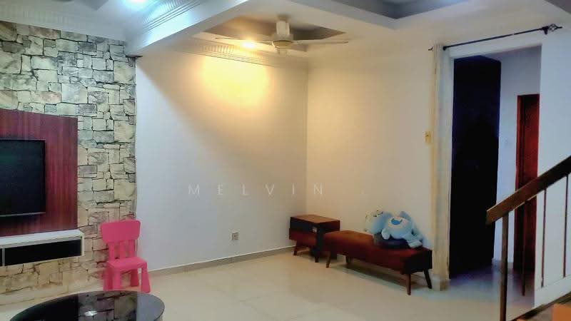 2-storey Terraced House for Sale in Seri Kembangan (Selangor) - Melvin . - Living Room - PropertyGuru.com.my