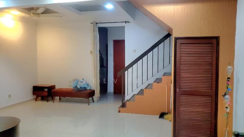 2-storey Terraced House for Sale in Seri Kembangan (Selangor) - Melvin . - Living Room - PropertyGuru.com.my