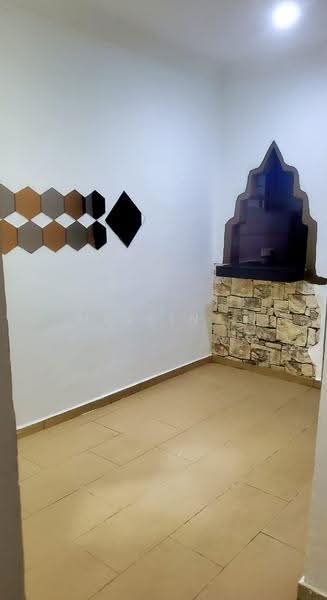 2-storey Terraced House for Sale in Seri Kembangan (Selangor) - Melvin . - Interior - PropertyGuru.com.my