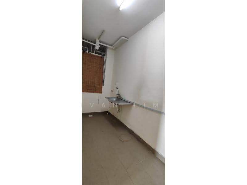 Kediaman Servis untuk Dijual di Platinum Lake PV 21 - Ivan Lim - Interior - PropertyGuru.com.my