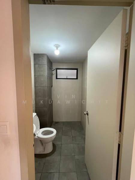 Condominium for Rent at Zahra Residensi - Vin Mukdawichit - Bathroom - PropertyGuru.com.my