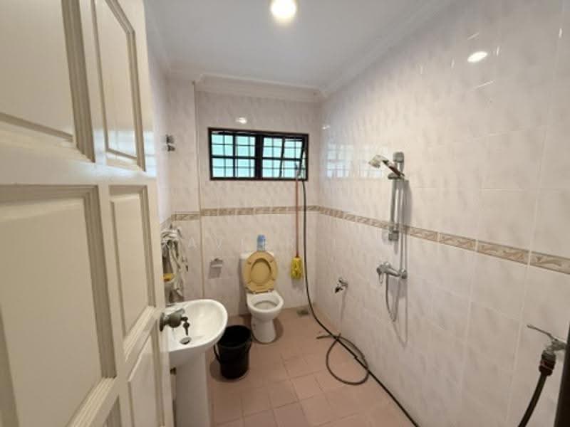 Bungalow House for Sale in Nilai (Negeri Sembilan) - Xavier Lim - Bathroom - PropertyGuru.com.my