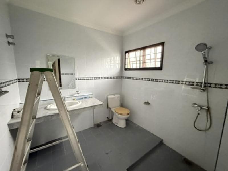 Bungalow House for Sale in Nilai (Negeri Sembilan) - Xavier Lim - Bathroom - PropertyGuru.com.my