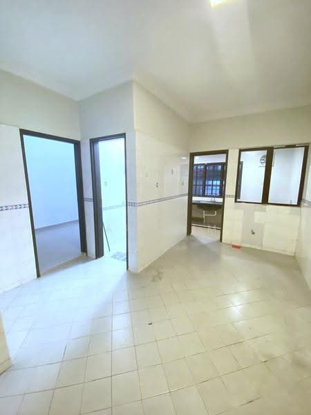 2-storey Terraced House for Sale in Taman Mount Austin (Tebrau) - Karl Lim - Kitchen - PropertyGuru.com.my