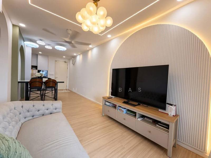 Kediaman Servis untuk Dijual di Tuan 2egacy - Amir Abas - Living Room - PropertyGuru.com.my