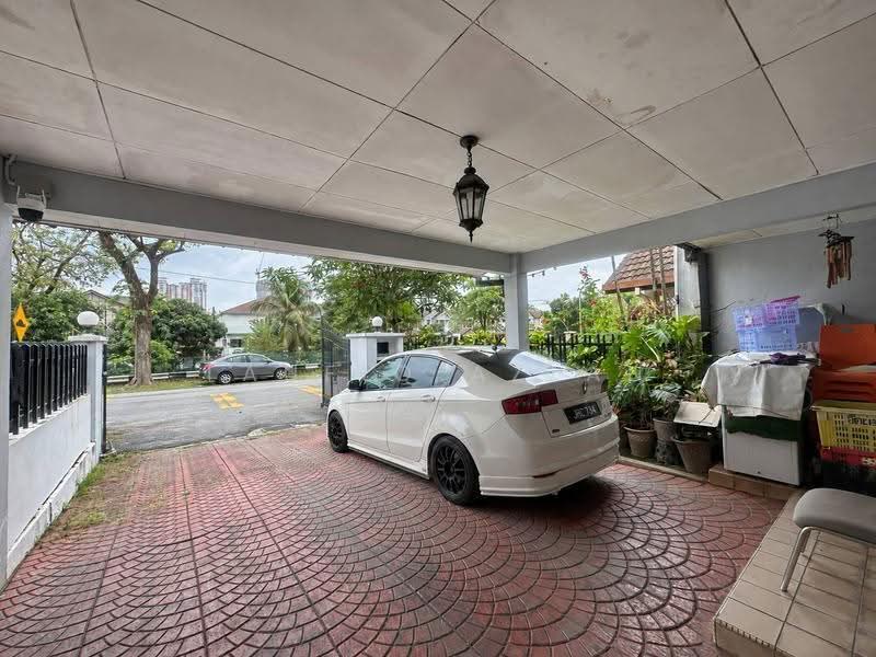 2-storey Terraced House for Sale in Usj 17 (Subang Jaya) - Taufiq Azlan - Exterior - PropertyGuru.com.my