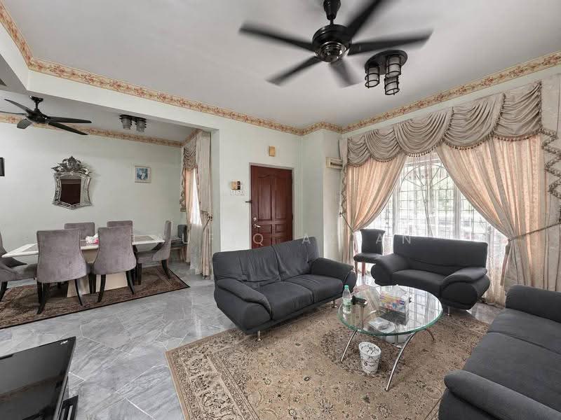 2-storey Terraced House for Sale in Usj 17 (Subang Jaya) - Taufiq Azlan - Living Room - PropertyGuru.com.my